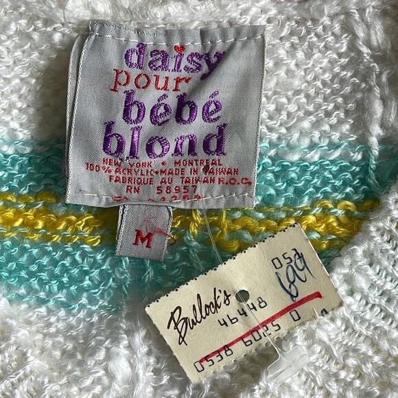 VINTAGE 1980’s Dead Stock Daisy Pour Bébé Blond Sweater Size Small - Picture 3 of 4